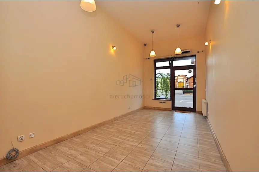 Toruń, Bydgoskie Przedmieście, Broniewskiego, LOKAL USŁUGOWY WYNAJEM 30 M2 BRONIEWSKIEGO TORUŃ !